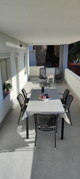 Apartman Emily, 6 plus 2 guests, newly refurbished
